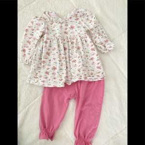 Baby girl floral outfit